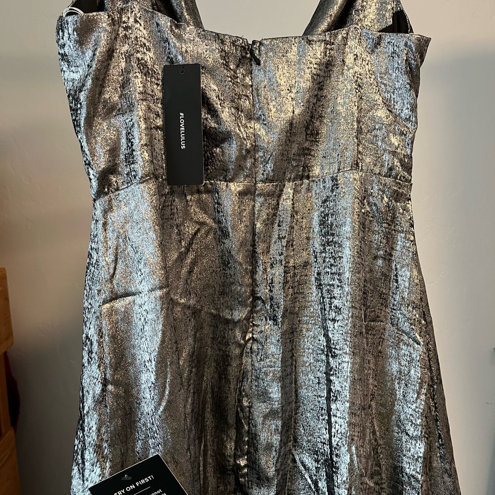 Lulus | Silver gown - Picture 6 of 7